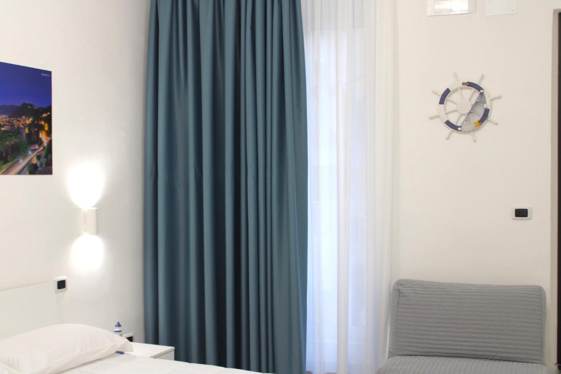 Bed and Breakfast Francesco House Кастелламмаре-ди-Стабия Экстерьер фото